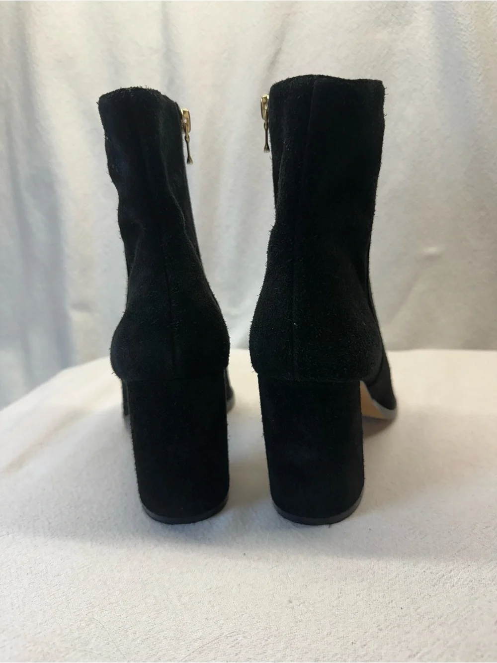 Power Glam Ann Taylor Black Pointed Toe Suede Ankle Boots with Suede Block Heel